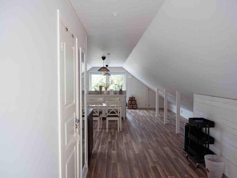 A Lovely Bright Apartment With It'S Own Entrance Kungsbacka Exterior foto